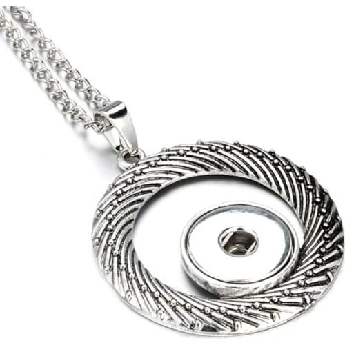 New Snap Jewelry Necklaces Vintage Metal Crystal Rhinestone Flower 18mm Snap Button Necklace for Women Snaps Pendant Necklace