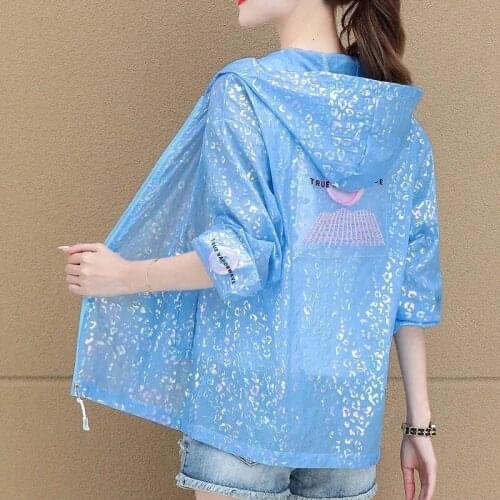 Women Summer Thin Coat 2021 New Korean Loose Wild Cardigan Long Sleeved Hood Jacket Colorful Shiny Short Sun Protection Clothing