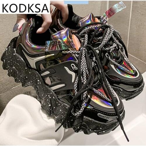 2021 New Women Shoes Black Red Trend Sneakers Sneakers Female Trainers Comfortable Casual Shoes Women Snekaers shoes women