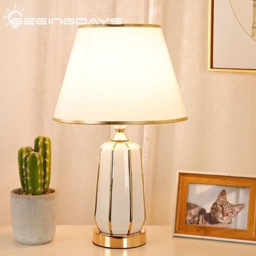 Luxury Ceramic Table Lamp For Bedroom Household American Creative Cozy and Romantic Wedding Bedside Lamp Home Decor Lighting