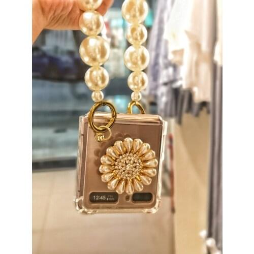 Bling Diamond Flower Phone Stand Hoder Case Cover With Pearl Hand Chain For Samsung Galaxy Z Flip Vintage Wristband Phone Cover