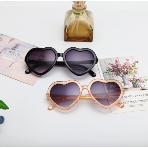 Cute Heart Dazzle Sun Glasses for Children Fashion Bee Brand Designer 2022 Kids Sunglasses Girls Transparent Glasses Trendy Boys