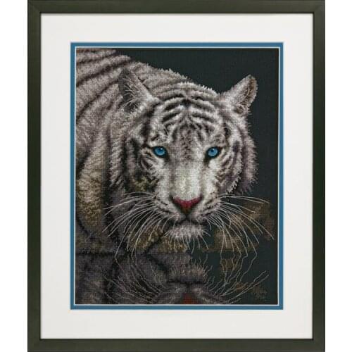 COTTON Lovely Counted Cross Stitch Kit Into the Light Tiger Gaze Staring at Night dim 70-35289 35289