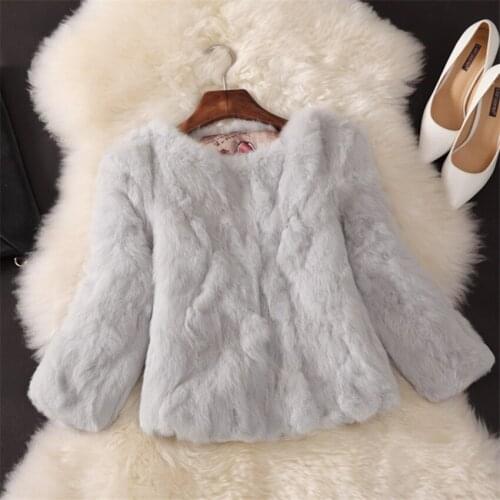 2017 New Fashoin Winter Women Short Coat Slim Warm Thick Feather Faux Fur Coats Female Three Quarter Sleeve Jacket Outwear AB689