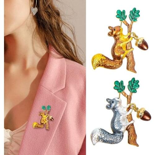 Squirrel Brooch Women And Men Unisex Animal Pin Fashion Jewelry Coat Accessories High Quality Brooches New Year Gifts Kids Coat