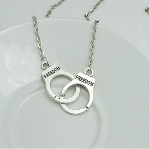 New Fashion jewelry Handcuffs choker pendant necklace Women/Girl lover Valentines Day gifts 2Pcs/pack