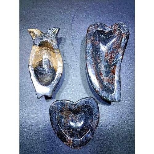 Natural quartz crystal energy star leaf stone carving reiki fish shape.A heart.Leaf bowl stylish interior living room ornament