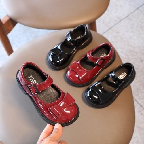 Girls Soft Sole Princess Shoes 2021 Autumn New Kids Leather Shoes Bow-knot Bright Fashion Performance for Party Wedding 23-36