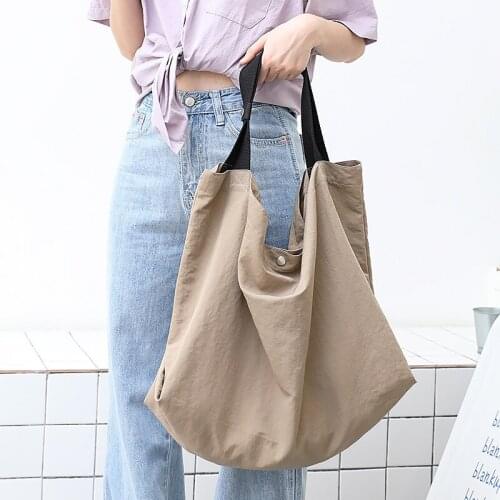 2020 Woman bag Simple Large Capacity Handbag Leisure Canvas Travel Bag Online Celebrity Fashion Waterproof Nylon Shoulder Bag