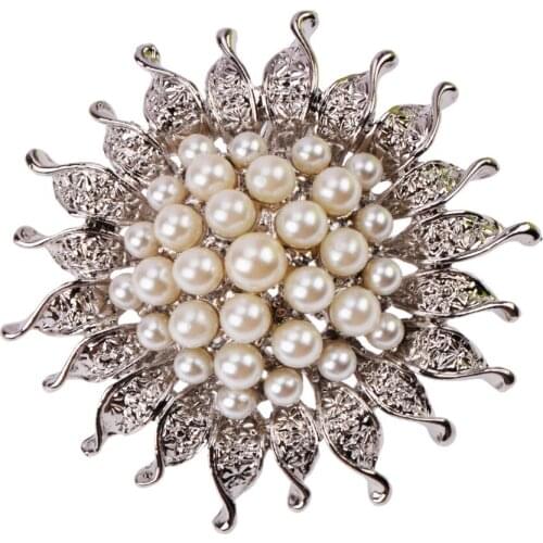 Fashion Jewelry 5.2cm Imitation Pearls Flower Brooches for Women Pins Brooch Brooch Bouquet Wedding BRO81