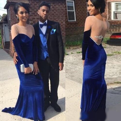 2020 Royal Blue Prom Dresses Sheer Neck Long Sleeves Illusion Velvet Sexy Back Lace Applique Sweep Train Mermaid Evening Gown Cu