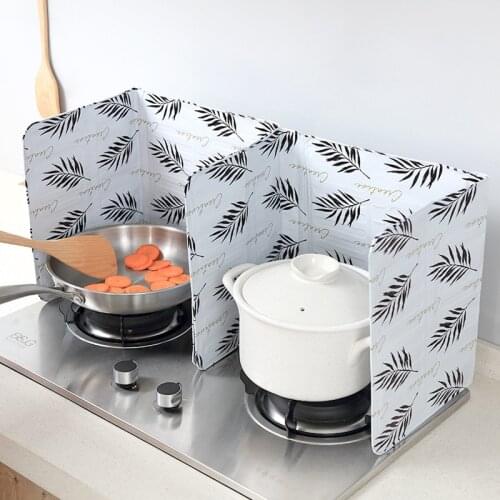 Kitchen Gas Stove Table Oil Plate Home Creative Heat-Resistant Oil Splash Aluminum Foil Baffle Stir-Fry Oil Insulation Board