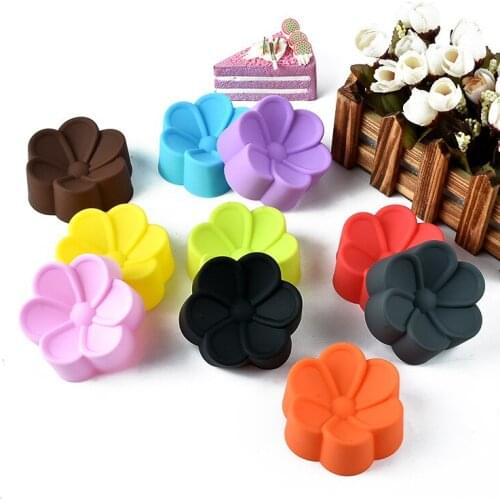 6pcs/set Muffin Cup 5cm Soft Silicone Cake Mold Chocolate Mould Plum Flower Shape Cupcake Baking Tool Mix Colors E078