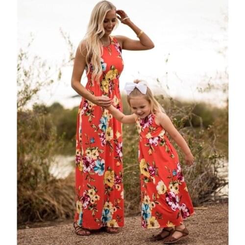 Family Matching Outfits Sleeveless Dresses For Women 2021 Summer Maxi Long Beach Dress Girl Mother Daughter Clothing