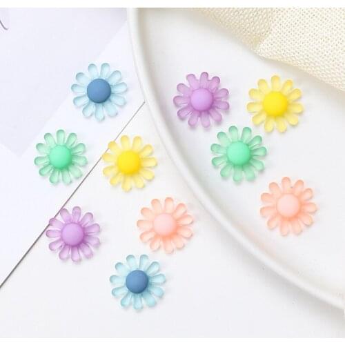 10pcs/lot Cute Resin Daisy Flower Crown Charm Diy Earrings Hair Accessories Jewelry Making Supplies Handmade