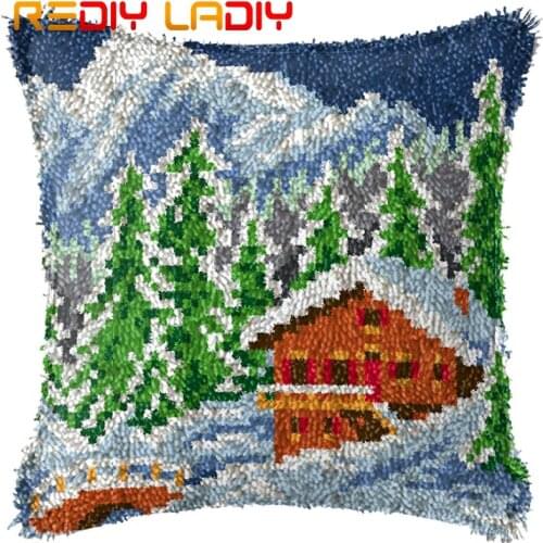 Latch Hook Cushion Snow Cottage Pre-Printed Canvas Cushion Front Acrylic Yarn Crochet Pillow Case Kit Sofa Bed Pillow Home Decor