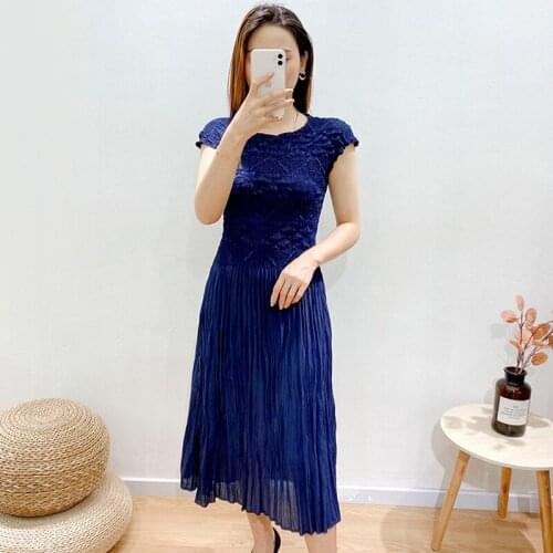 Issey miyake pleated slim dress 2021 summer new high-end temperament elegant casual niche skinny long dress for woman