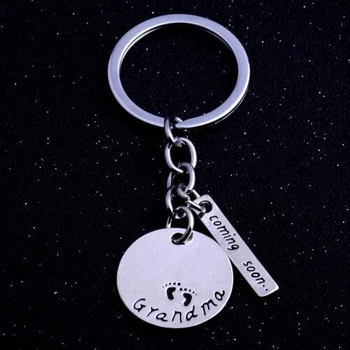 Coming Soon Grandma Footprints Charms Keychain Keyring Women Family Jewelry Grandmother Gifts Mothers Day Presents Bags Keyfob