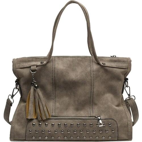 Female Large Capacity Tassel Crossbody Bags for Women Shopping Luxury Handbags Women Bags Designer Rivet Purses and Handbags Sac