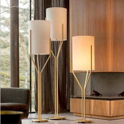 American Iron Floor Lamps for Living Room Minimalist Model Room Bedroom Room Standing Lamp Led Lighting Lampara Pie Lustres