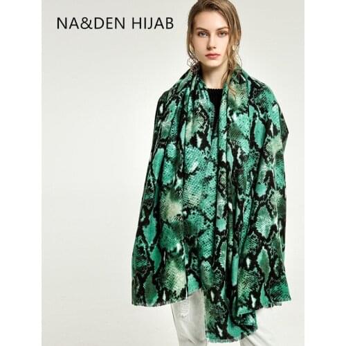 Snake pattern scarves Acrylic Islamic scarf Solid shalws Muslim hijab Winter scarf Long muffler Ladies geometric wraps 7pcs/lot