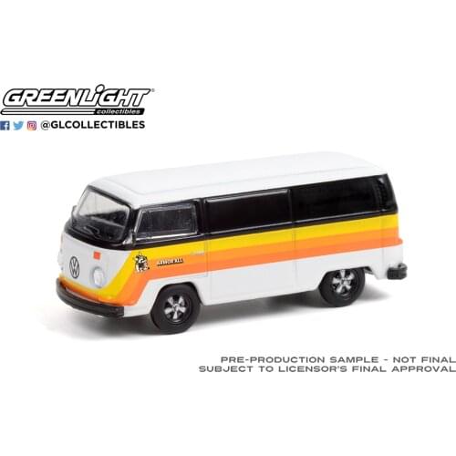 NEW GreenLight 1:64 1976 Volks wagen Type 2 Armor all Collect die-casting alloy car models