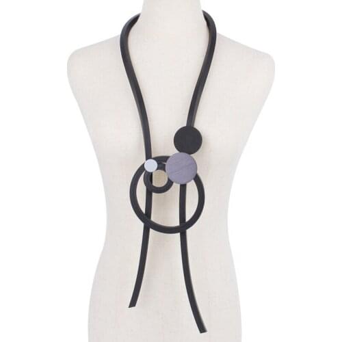 YD&YDBZ Handmade Flat Rubber Statement Necklaces For Women Strange Big Circle Meatl Pendant Necklace Unique Party Festival Gift