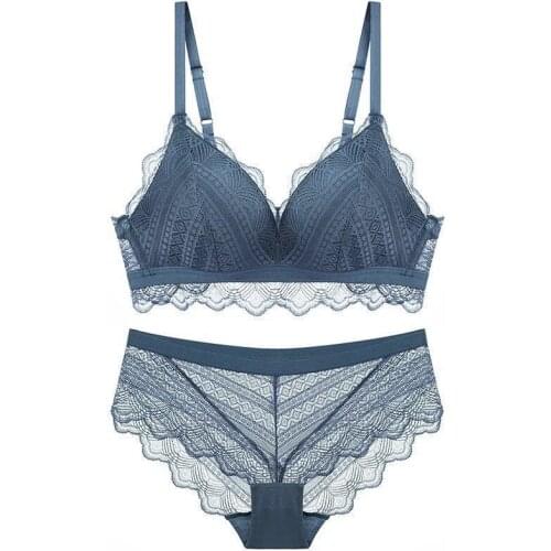 Lace Ultra Thin Triangle Cup Wireless Bra and Panties Set Deep V Lacy Underwear Girls Women Lingerie Set White Black Blue Purple