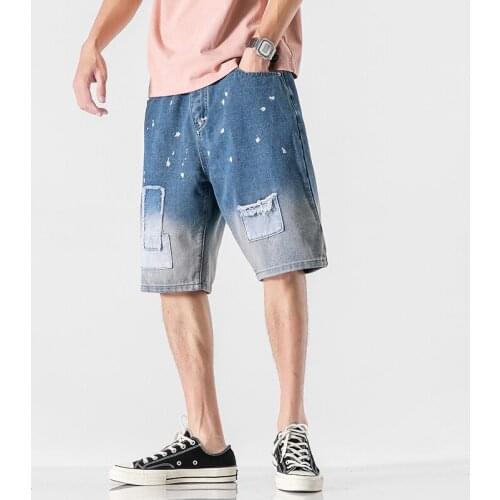 April MoMo 2021 Summer New Loose Mens Slim Hole Denim Shorts Short Jeans Men Casual Fashion Gradient Half Shorts