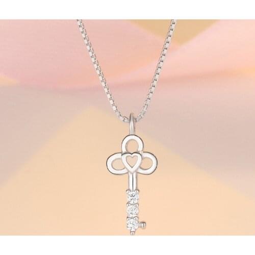 High Promotion Lowest Price 925 Sterling Silver Love Key Cubic Zircon Stones Pendant Necklace For Female Wedding Engagement Gift