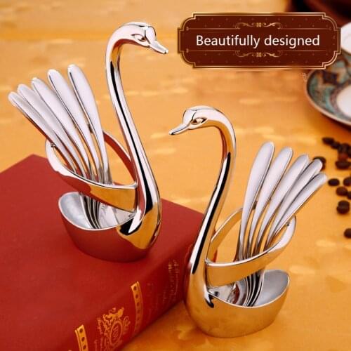 Romantic and Beauty Tableware Stainless Steel Dinnerware Set With Swan Holder Table Metal Dinner Spoon Furit Forks Cutlery