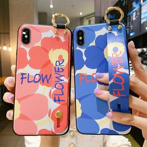 Funda Case for iPhone 11 Pro Max SE 2020 XS Max XR 6 6S 7 8 Plus X Wristband Flower Coque Silicone Capa Phone Case Cover