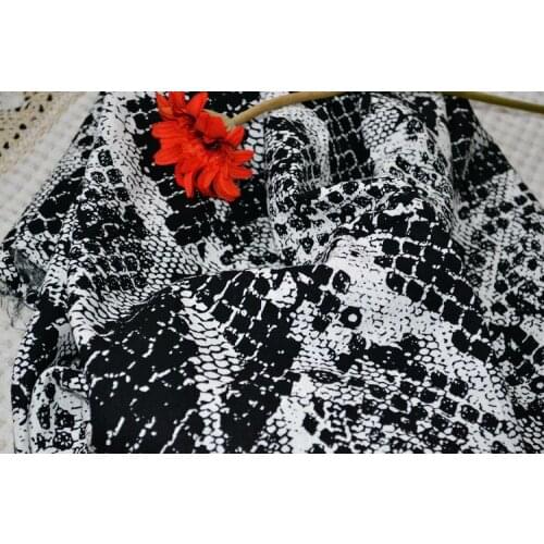 Cotton and hemp high grade import black and white diamond pattern printing natural hemp shirt Blazer half skirt dress/1m