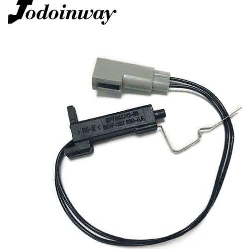 1S7F10K936AA Car Outside Air Temperature Sensor Automobiles Temperature Sensor Auto Accessories For Ford Mondeo MK2 MK3 MK4 2005