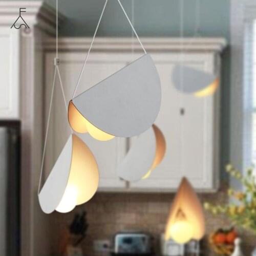 Metal Origami Pendant Lamp Flying Folded Paper Art Iron Suspension Light Cafe Dinning Room Restaurant Hotel Bar Hanging Lighting