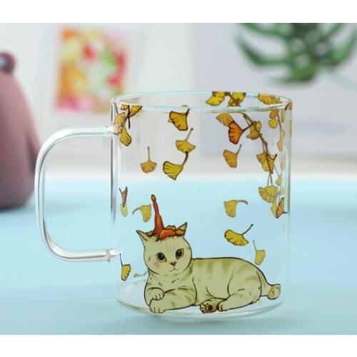 Creative handle with a glass four seasons cat pattern glass high temperature resistant glass cups mugs drinkware