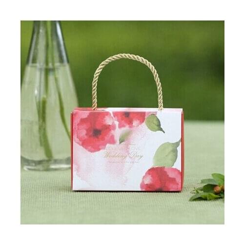 PASAYIONE Delicate Pouch Shaped Candy Box Creative Wedding Favors And Gift Portable Sweet Chocolate Bags Casamento Supply