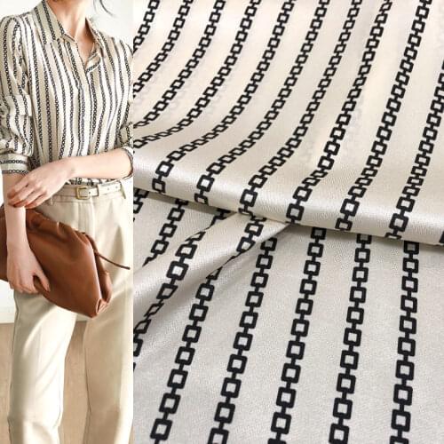 Vertical chain printing beige stretch digital printing natural mulberry silk high fashion textile fabric for dress shirt sewing