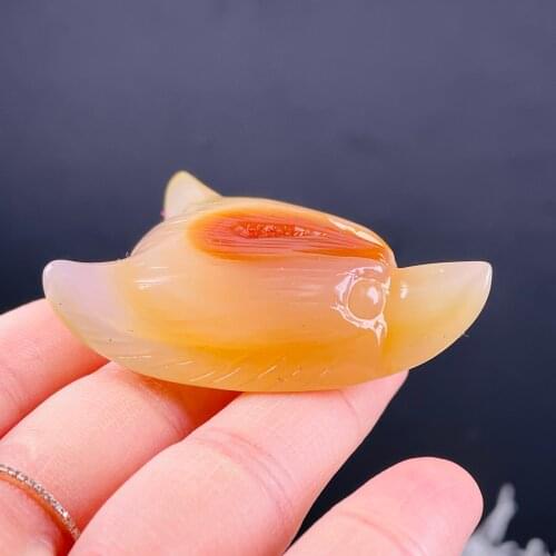 Natural Agate Quartz Wolf Hand Carved Crystal Polished Quartz Healing Stones Gemstones For Home DIY Decorations
