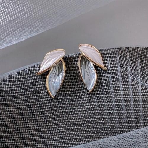 Korean Design Simple Blue Leaf Mosquito Coil Clip on Earrings No Pierced Non Piercing Ear Enamel Leaf Stud Earrings for Girl