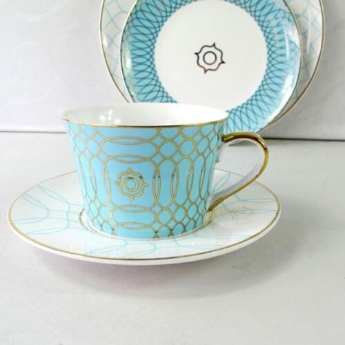Top Grade Bone China Coffee Cup Creative European Tea Cup Set And Saucer Home Party Afternoon Tea Teacup Porcelain