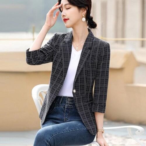 Korean Jacket Women 2021 Fashion Spring Slim Plaid Jackets Women Thin Plus Size Elegant Ladies Tops Outerwear Basic Female Coats