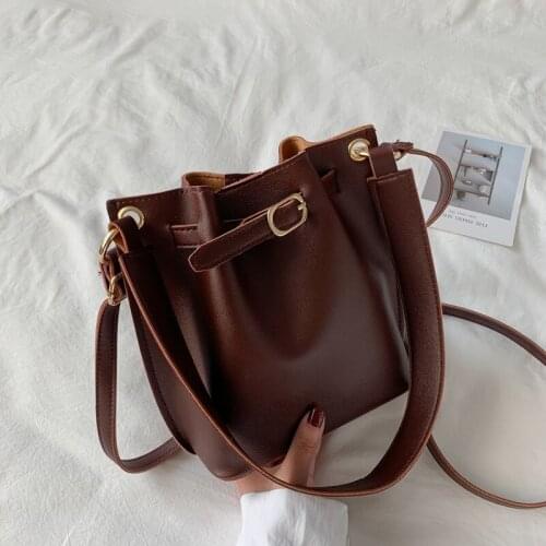 Casual Wide Strap Buckets Bag for 2021 New Fashion Designer Women Shoulder Bags Retro Solid Big Capacity Females Messenger Bag