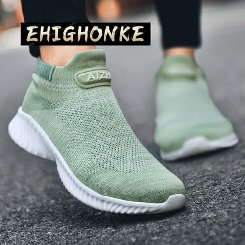 Spring new womens sports shoes knitted overshoes couple shoes breathable shuttle woven shoes casual mesh fashion classic 35-44