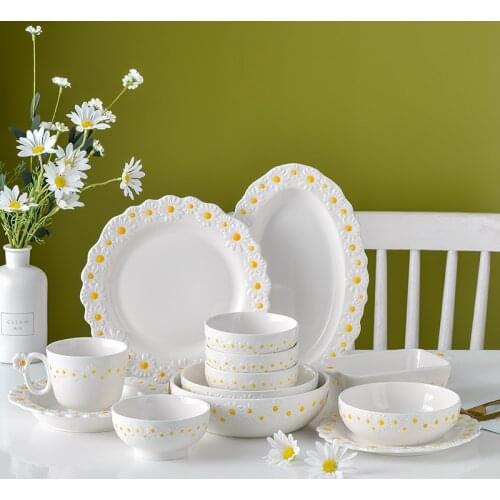 New Ceramic Tableware Set Emboss Daisy Soup Noodle Bowl 12 Inch Oval Fish Dinner Plate 400ml Mug Coffee Cup Binaural Bake Pan