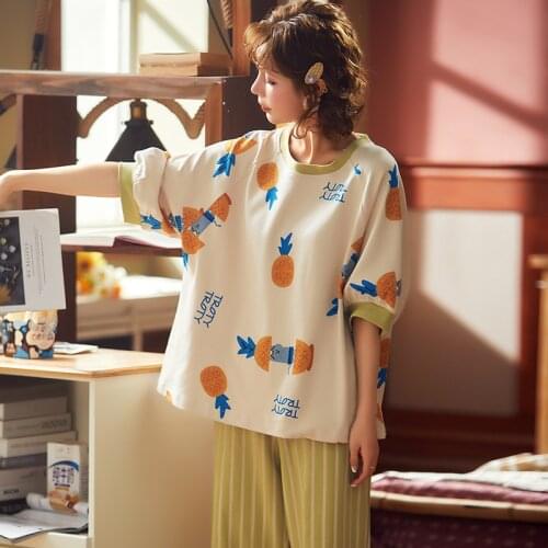 Summer O-Neck Short-sleeved Calf-Length Pants Cotton Sweet Pajamas Casual Homewear Cute Little Pineapple Print Women Sleepwear
