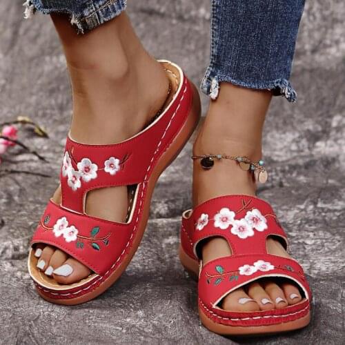 Sandals Women 2021 Woman Slippers Flower Platform Colorful Shoes Comfortable Casual Zapatillas Casa Mujer Sapatos Femininos