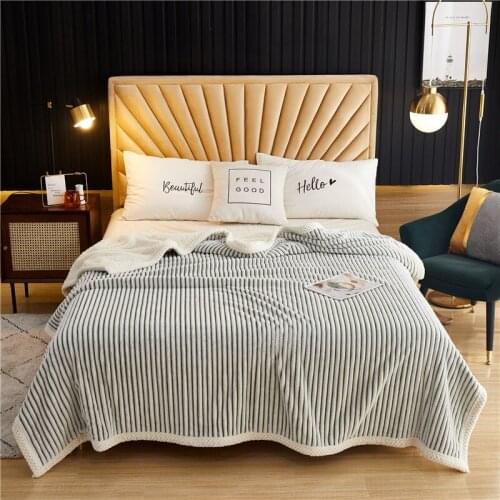 200cmx230cm Multifunctional Double Thickening Blanket Quilt Cover Farley Velvet Milk Woolen Blanket for Winter and Autumn