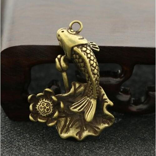 Chinese Copper Lotus Flowers Lotus Leaf Carp Fish Metal Handicraft Key Chain Pendant Animal Statues