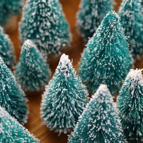 Desktop Mini Christmas Tree Sisal Silk Cedar Decoration for Home Office Home Decor Xmas Tree
